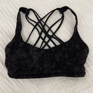 Lulu lemon bra